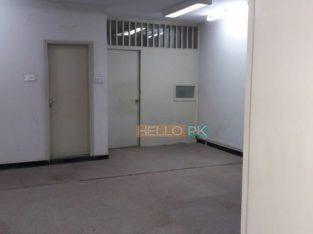 Office main shahrah e Faisal commercial building 1000 sq ft available for rent