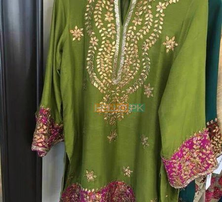 Dress Karachi order on Whatsapp