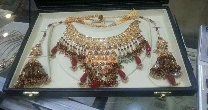 Gold bridal sets Karachi
