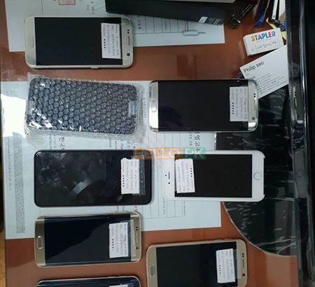 Samsung Motorola Mobiles Stock
