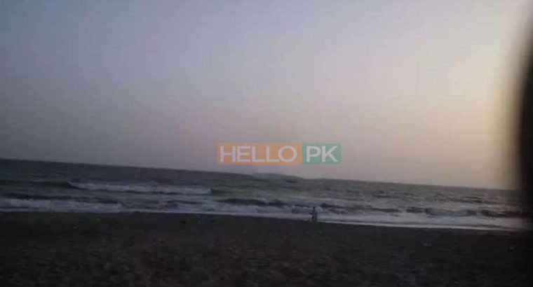 Beach Rental Huts Karachi.For Beach Picnic. Sandspit Beach