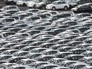 Out Class Used Cars.GLI,VEGO,WAGONR, MEHRAN,CULTUS,MAZDA,SEASHORE,TRACTOR