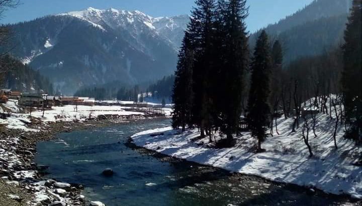 Full Adventure 3 Days Snowy Trip To Neelum Valley For Honeymoon,Families and Friends.