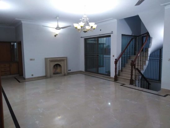 1 Kanal Double Storey House in DHA Phase 5 Lahore.Hot Location