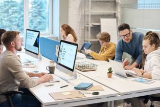 CANADA | Work Permits Entrepreneur Visa.Study & Work in Australia | UK | Europe