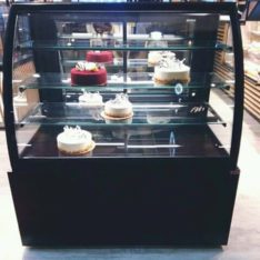 Bakery Cake Display Chiller