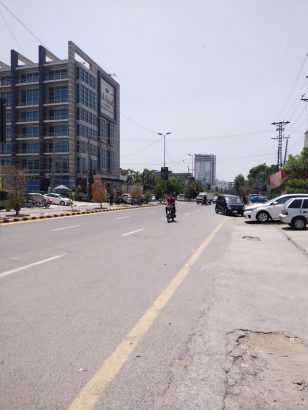 1 Kanal 2 Marla Lifetime Commercial Paid Building for SALE