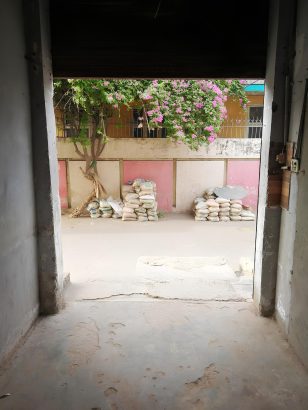 A Shop on a Busy Road with full of Business Opportunities