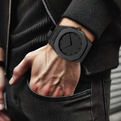 Men’s Carbon Fiber Quartz Watch with Chain Strap – 1 Pc