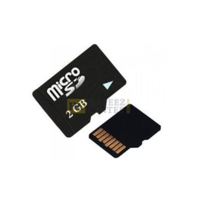 Universal MP3 Player+2 GB MMC+0.5 A Charger+Cable+H-Free