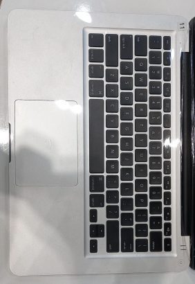 Apple Macbook like new Condition