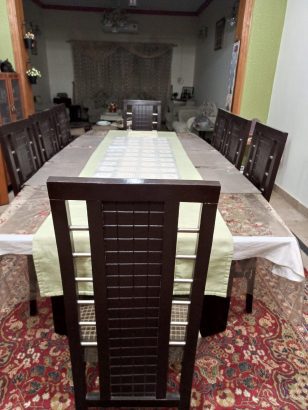 Heavy duty Dinning set for a family of 8 people